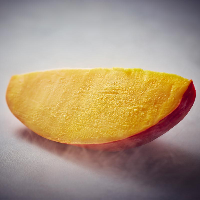 安藤さんの完熟宮崎マンゴー（カット）