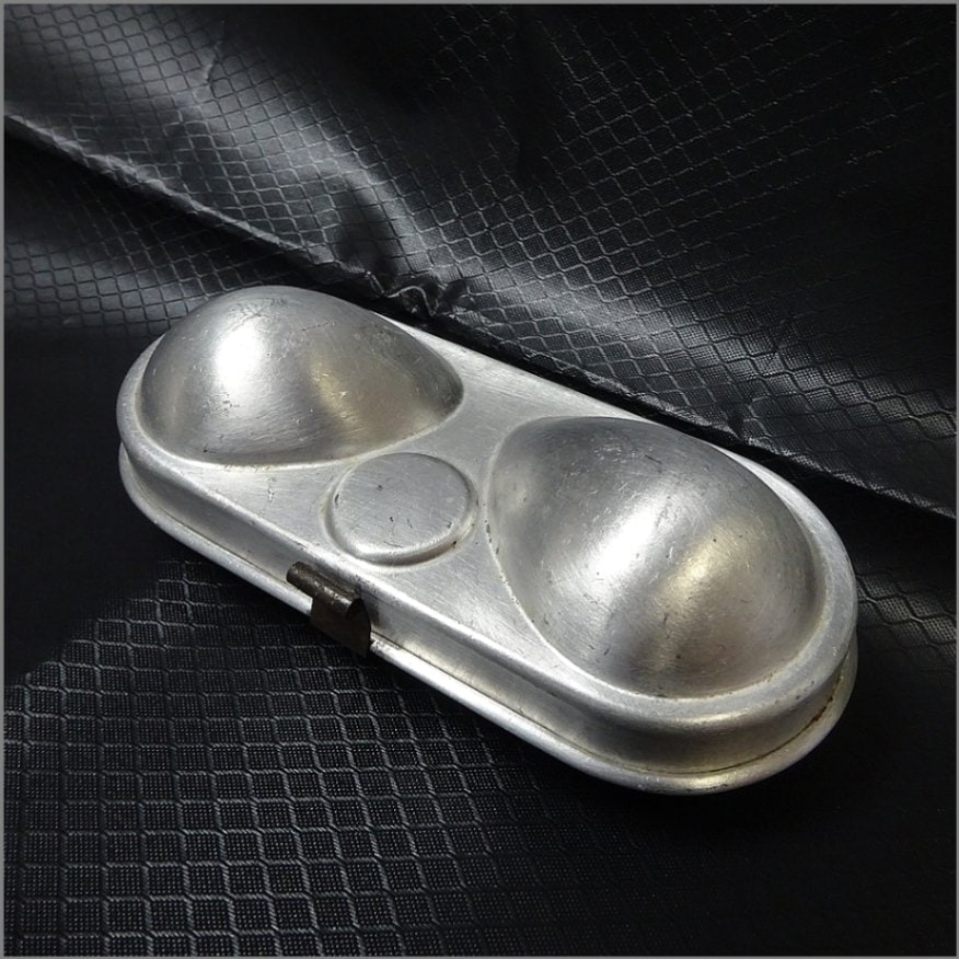 1940年代 エッグケース<BR>Egg Carry Vintage<BR>アルミ エッグ