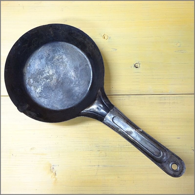 1960年代 USA 230㎜<BR>ビンテージ フライパン<BR>鉄フライパン