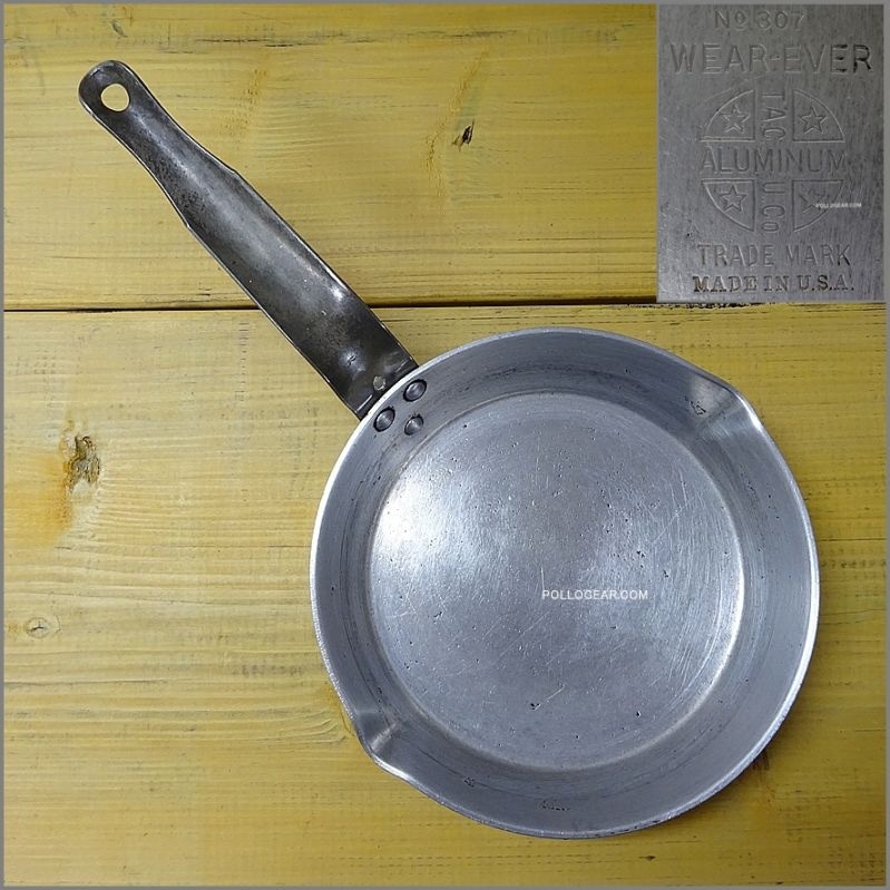 1930’s WEAR-EVER 307<BR>ビンテージ フライパン<BR>デカロゴ ウエアエバー USA製<BR> Aluminum Frying Pans 175㎜ アルミフライパン