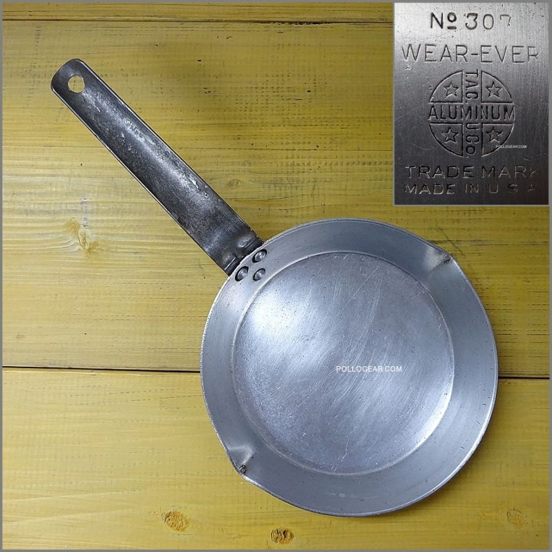 Vintage 70s～ トランギア　アルミ　ケトル　ヤカン　筆記体 Early1970 Trangia VINTAGE<BR>トランギア 筆記体ロゴ<BR>0.9L ケトル