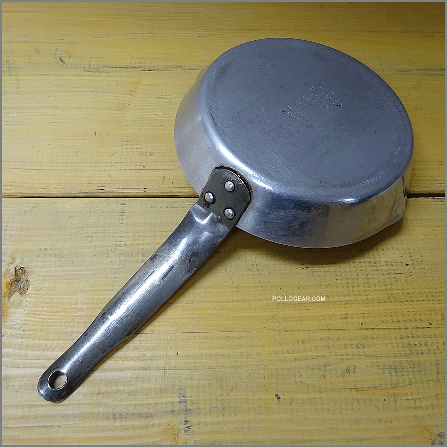 1930’s WEAR-EVER 307<BR>ビンテージ フライパン<BR>デカロゴ ウエアエバー USA製<BR> Aluminum Frying Pans 175㎜ アルミフライパン