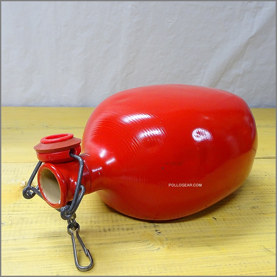 1.5L 1970年代 グランテトラ<BR>丸型 LE GRAND TETRAS<BR>VINTAGE ウォーターボトル<br>赤 レッド ビンテージキャンプ