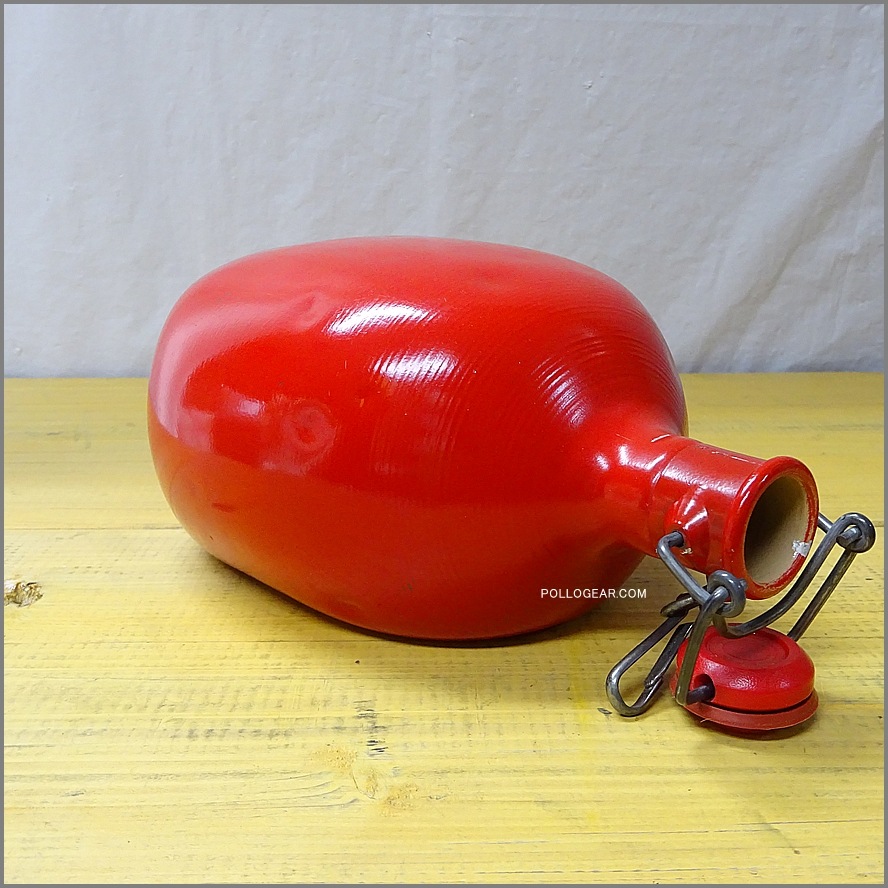 1.5L 1970年代 グランテトラ<BR>丸型 LE GRAND TETRAS<BR>VINTAGE ウォーターボトル<br>赤 レッド ビンテージキャンプ