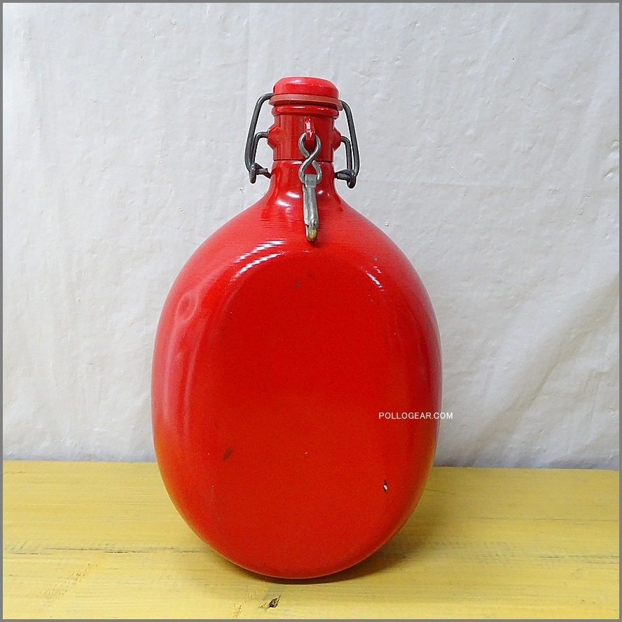 1.5L 1970年代 グランテトラ<BR>丸型 LE GRAND TETRAS<BR>VINTAGE ウォーターボトル<br>赤 レッド ビンテージキャンプ