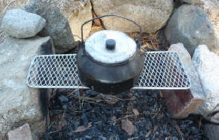 USA製 Purcell Trench<BR>パーセルトレンチ メッシュ付き<BR>ストリームサイド パッカーズ グリル<BR>Streamside Packers Grill<BR>アメリカ製 焚き火台 ゴトク グリル