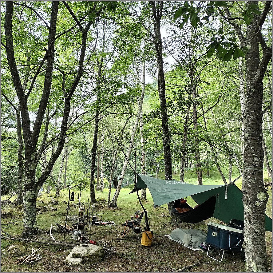 2011 デッドストック<br>INTEGRAL DESIGNS SilTarp3<br>シルナイロン フラットタープ<br>ウルトラライト シルタープ<br>10' x 12' Flat Tarp - Silnylon (3.05m×3.66m)