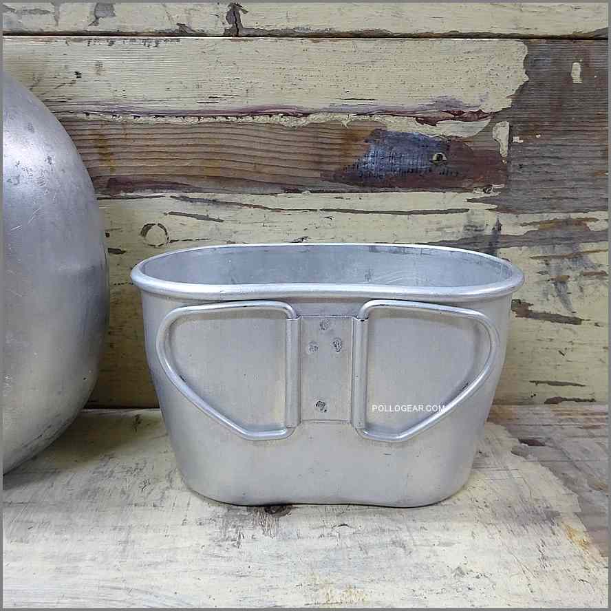 50’s LE GRAND TETRAS<BR>キャンティーンカップ<BR>1リットルボトル 2本<BR>グランテトラ デンマークCF刻印<br>VINTAGE ウォーターボトル