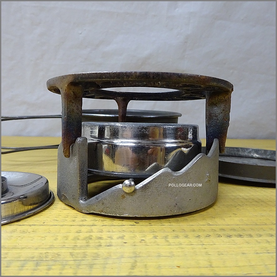 Early 1900’s WT&CO USA<BR>クッカー アルコールストーブ<BR>Vintage Tin Pot & Spirit Burner<BR>Whitall Tatum & Co Pocket Stove<BR>ビンテージ ポケットストーブ アメリカ製 