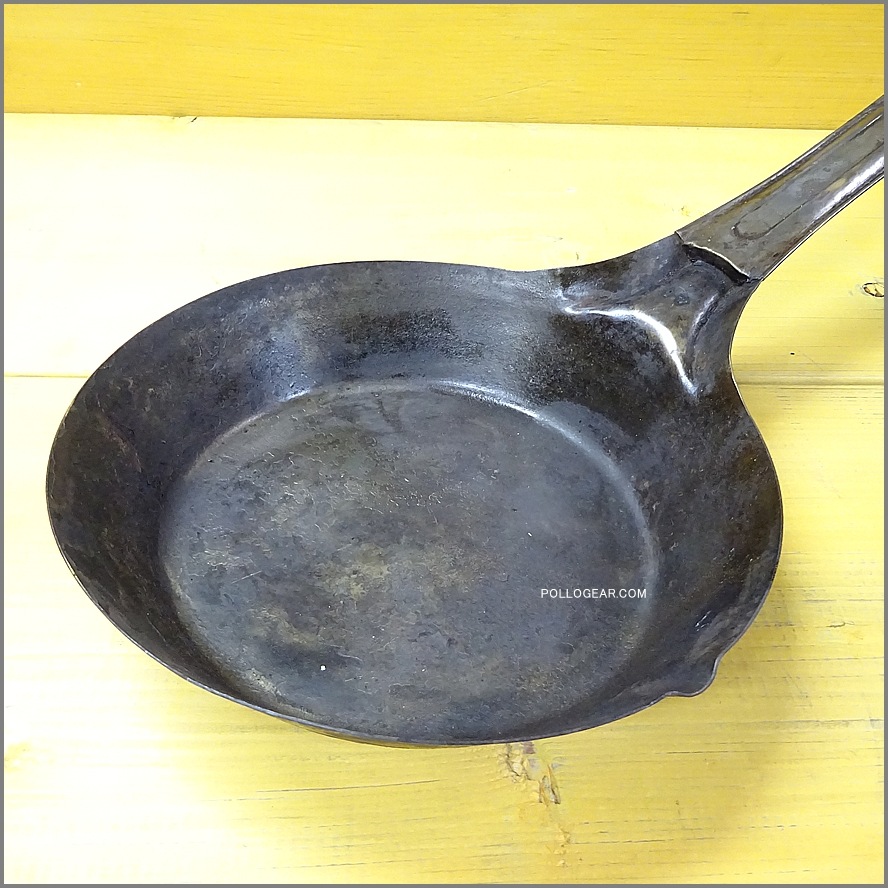 1960年代 USA 216㎜<BR>ビンテージ フライパン<BR>鉄フライパン アメリカ製<BR>Cowboy Frying Pans ミリタリー