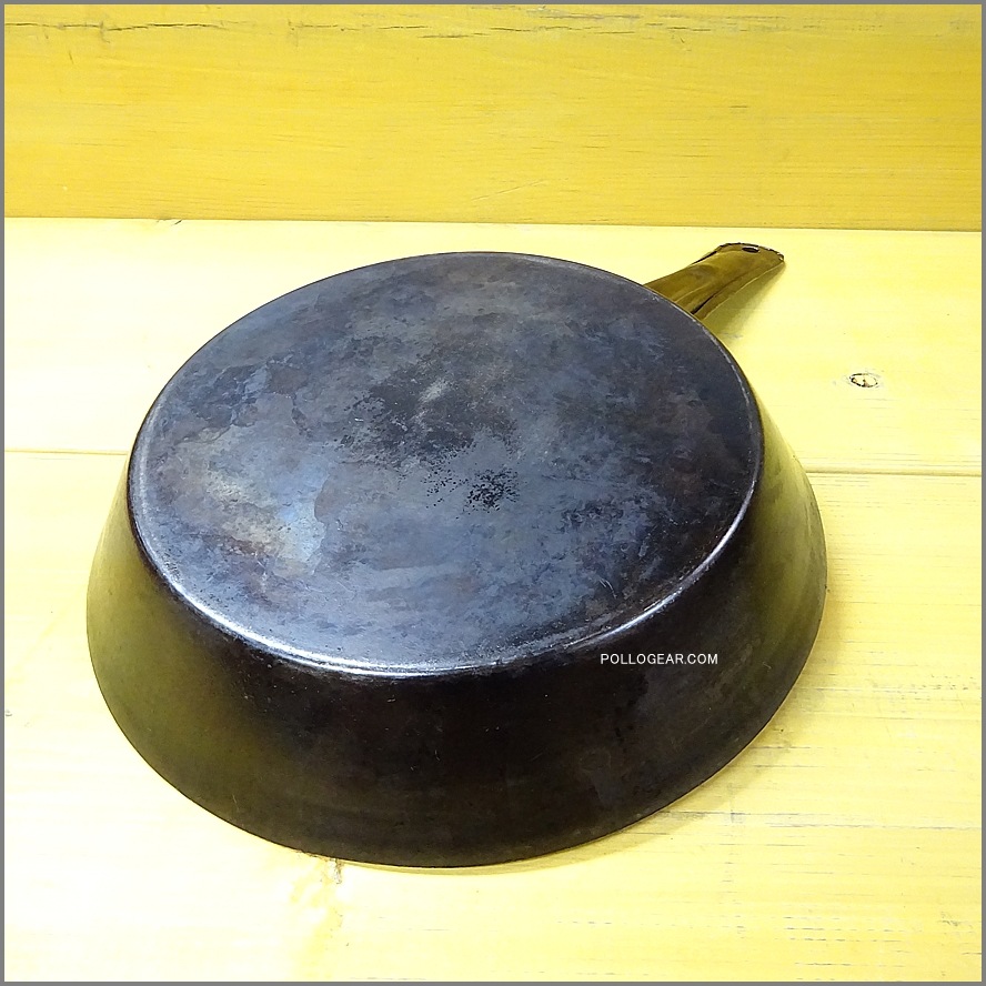 1960年代 USA 230㎜<BR>ビンテージ フライパン<BR>鉄フライパン アメリカ製<BR>Cowboy Frying Pans ミリタリー