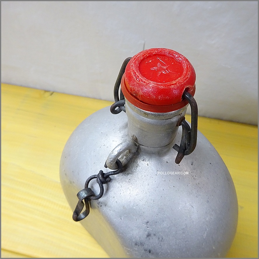2.0L グランテトラ 1950年代<BR>LE GRAND TETRAS<BR>VINTAGE ウォーターボトル <BR>ゴールドラベル スイングキャップ