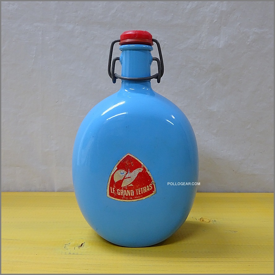 1970年代 グランテトラ 1.0L<BR>旧丸型 LE GRAND TETRAS<BR>シルバーラベル 水色<BR>VINTAGE ウォーターボトル ターコイズブルー
