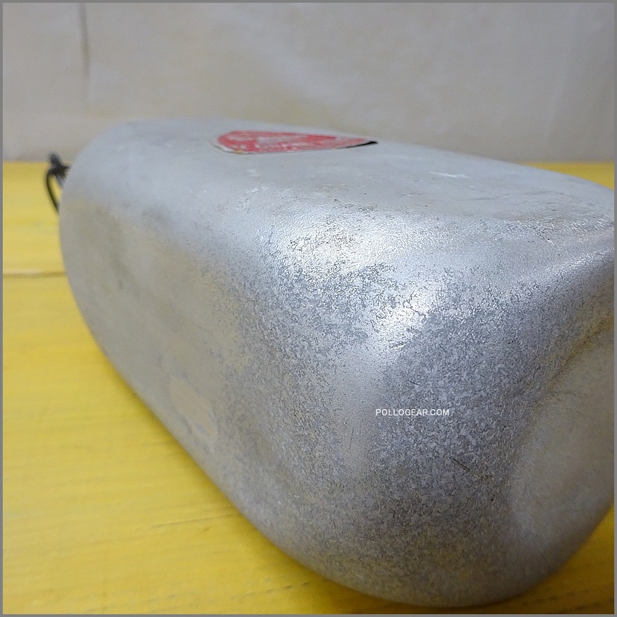 1960年代 グランテトラ 1.0L<BR>角型 LE GRAND TETRAS<BR>VINTAGE ウォーターボトル<BR>シルバー アルミ無垢 