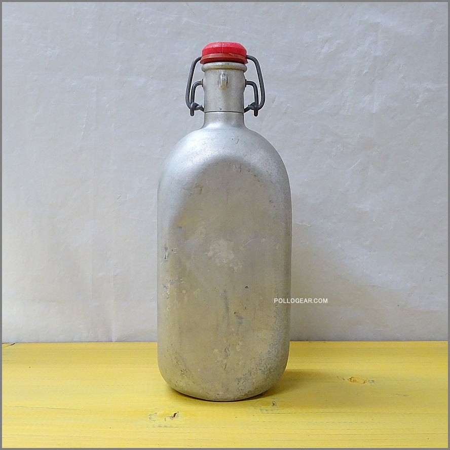 1960年代 グランテトラ 1.0L<BR>角型 LE GRAND TETRAS<BR>VINTAGE ウォーターボトル<BR>シルバー アルミ無垢 