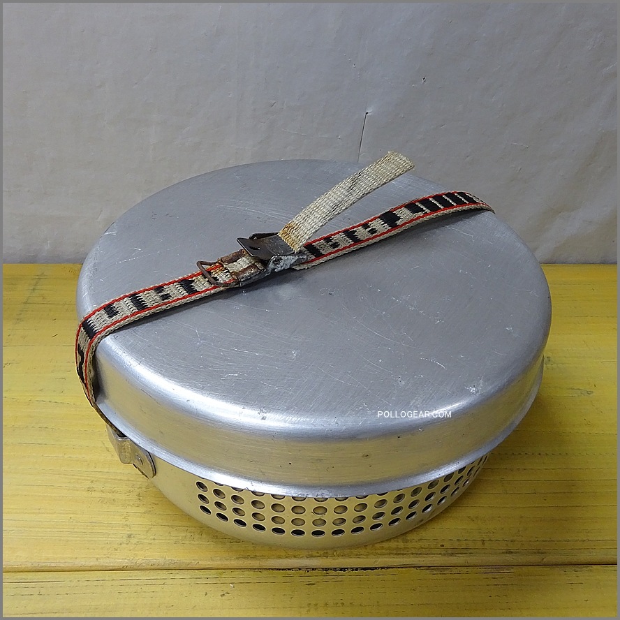 Vintage 70s～ トランギア　アルミ　ケトル　ヤカン　筆記体 1970年代 後期 Trangia<BR>トランギア 筆記体ロゴ<BR>0.9L ケトル