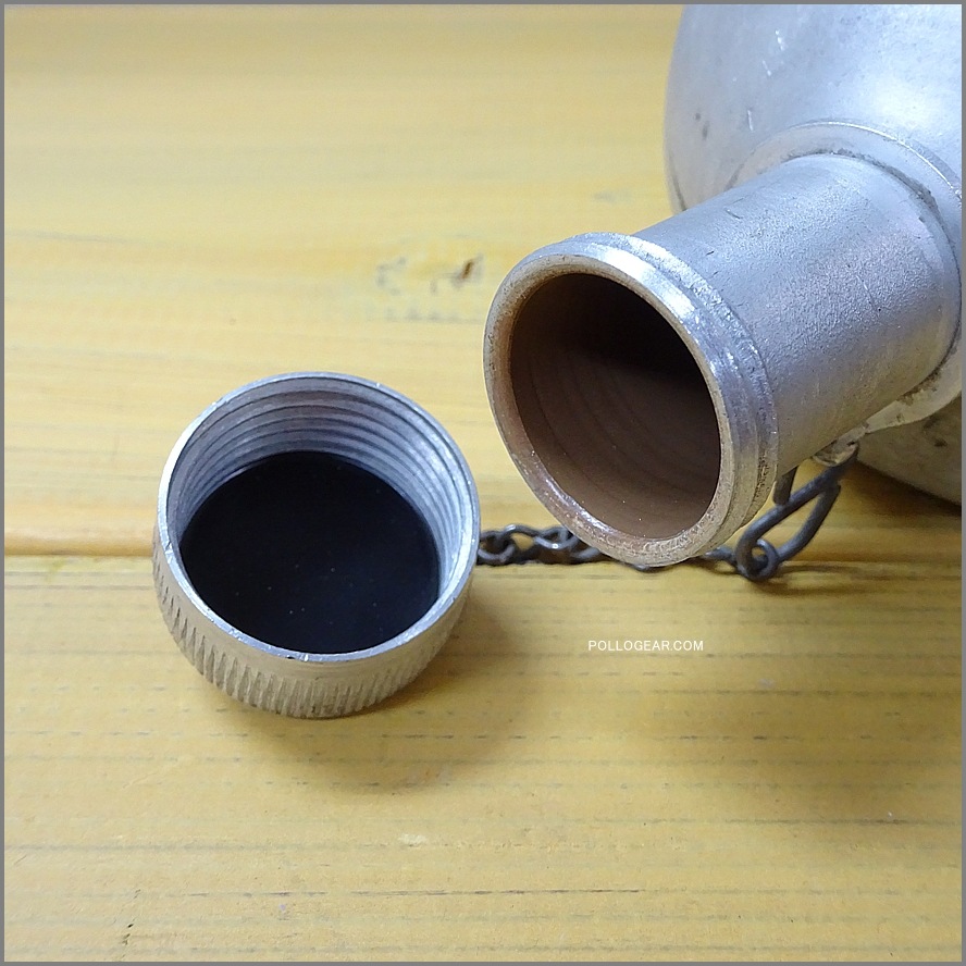 50年代 LE GRAND TETRAS<BR>1.0L スクリューキャップ<BR>VINTAGE グランテトラ ツバ付き<BR>ウォーターボトル ゴールドラベル