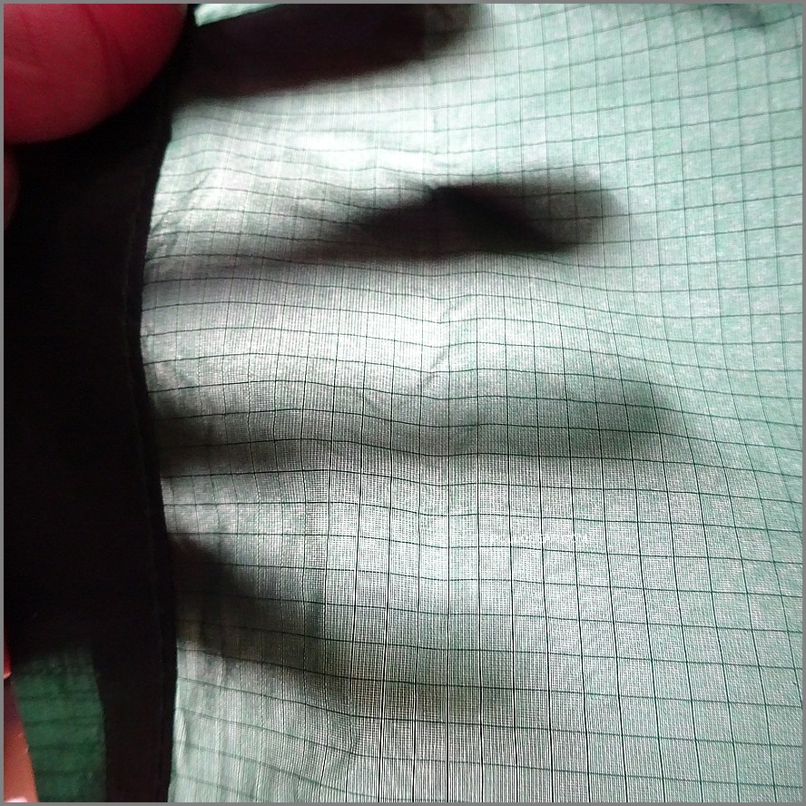 2005年~ GO LITE 5' x 8'<br>デッドストック ポンチョタープ<br>ゴーライト ウルトラライト<br>シルナイロン ULタープ<br>Silnylon Tarp (1.47m×2.64m)