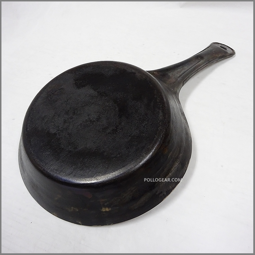 1940年代 WAGON WHEEL<BR>ビンテージ フライパン<BR>鉄フライパン アメリカ製<BR>Cowboy Frying Pans 152㎜