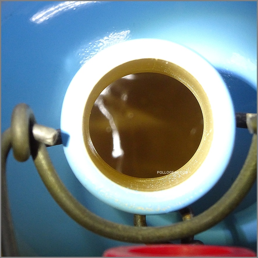 1970年代 グランテトラ 1.0L<BR>旧丸型 LE GRAND TETRAS<BR>シルバーラベル 水色<BR>VINTAGE ウォーターボトル ターコイズブルー