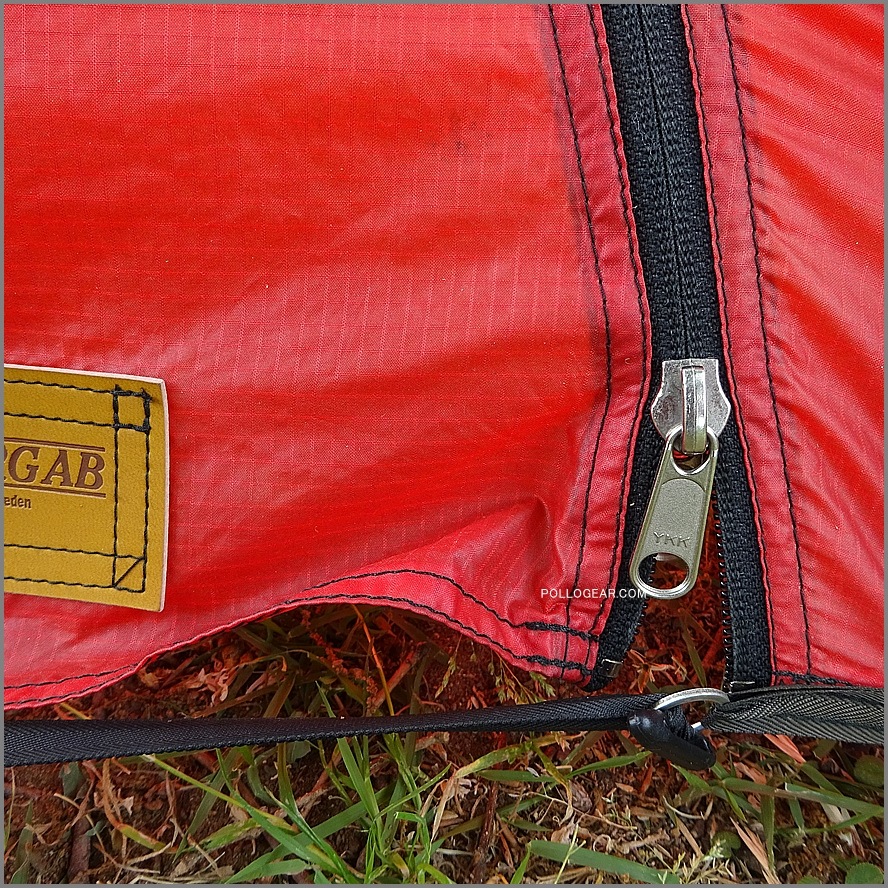 1994年 Hilleberg AB STAIKA<br>革タグ フルスリーブ スタイカ 赤<br>VINTAGE ヒルバーグ 旧タグ ２型 美品 フロア張替え未使用