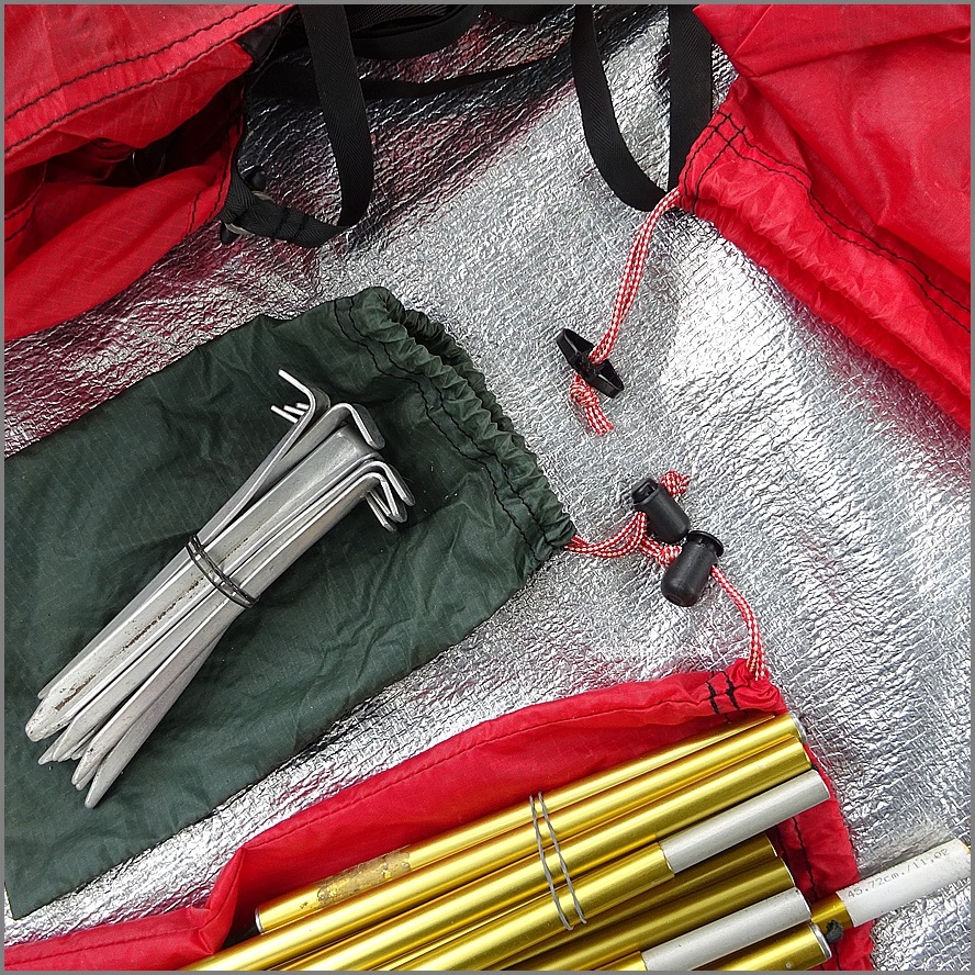 1994年 Hilleberg AB STAIKA<br>革タグ フルスリーブ スタイカ 赤<br>VINTAGE ヒルバーグ 旧タグ ２型 美品 フロア張替え未使用