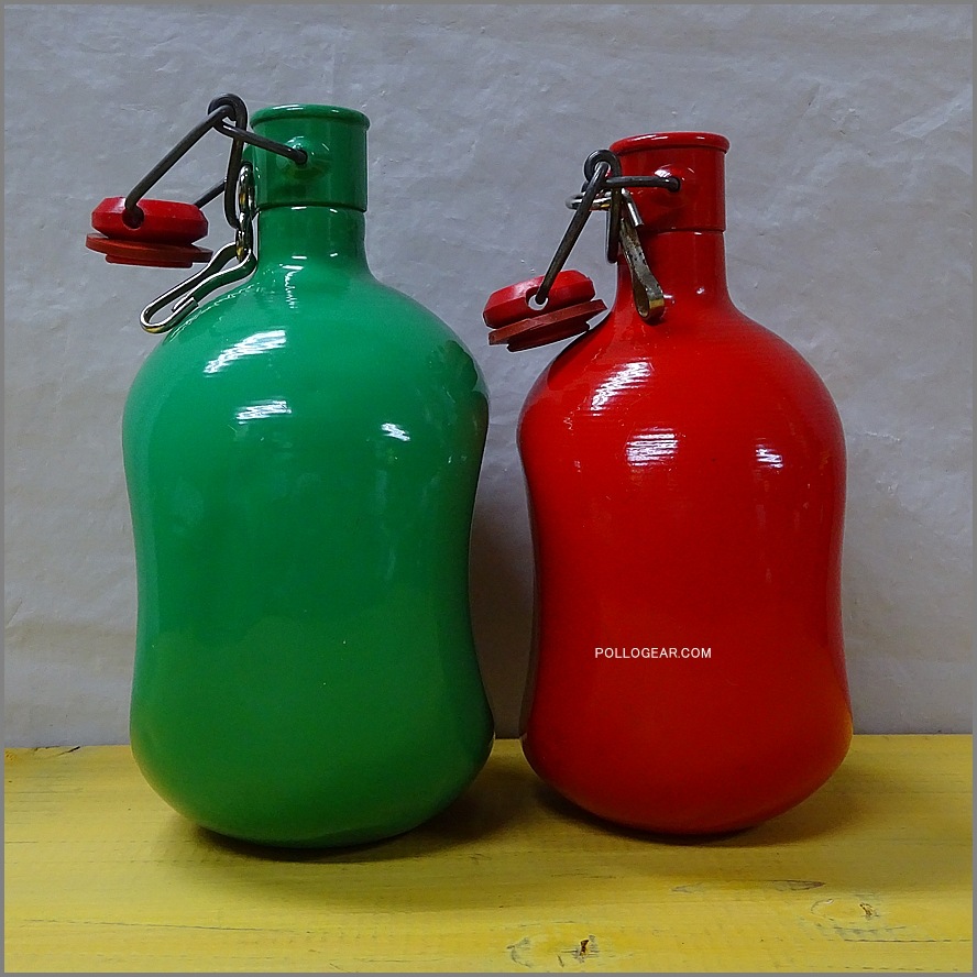 1980年代 グランテトラ 0.75L<BR>丸型 LE GRAND TETRAS<BR>VINTAGE ウォーターボトル<br>赤 レッド ビンテージキャンプ