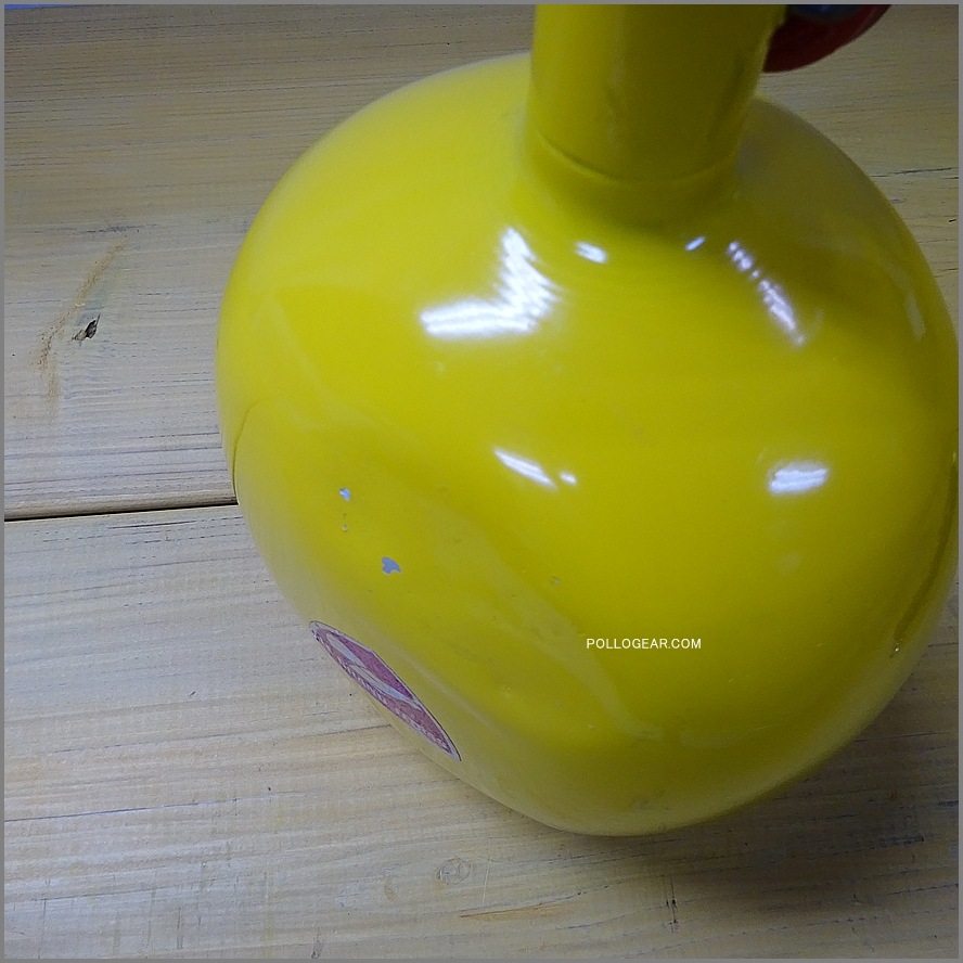 2.0L グランテトラ 1960年代<BR>旧丸型 LE GRAND TETRAS<BR>シルバーラベル イエロー<BR>VINTAGE ウォーターボトル 黄色