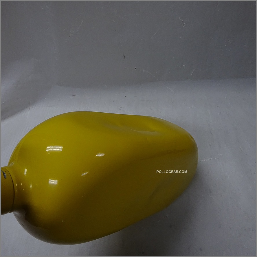 1970年代 グランテトラ 1.0L<BR>角型 LE GRAND TETRAS<BR>VINTAGE ウォーターボトル<BR>シルバーラベル後期 イエロー 黄色