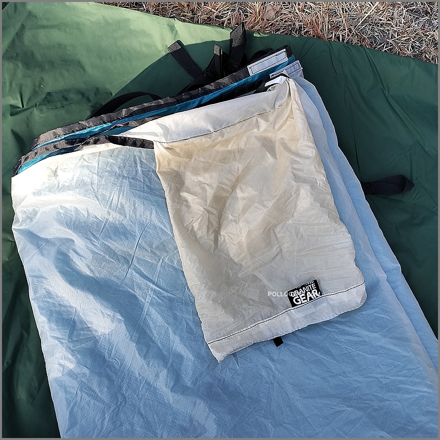2007年 グラナイトギア 10×12<br>ホワイトライトニングタープ<br>GRANITE GEAR SILTARP<br>シルタープ White Lightning Tarp<br>バイカラー ブルー ホワイト<br>シルナイロン カテナリーカット ULTRALIGHT CLASSIC