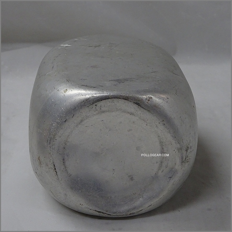 1970年代 グランテトラ 0.75L<BR>角型 LE GRAND TETRAS<BR>VINTAGE ウォーターボトル<BR>シルバー アルミ無垢 