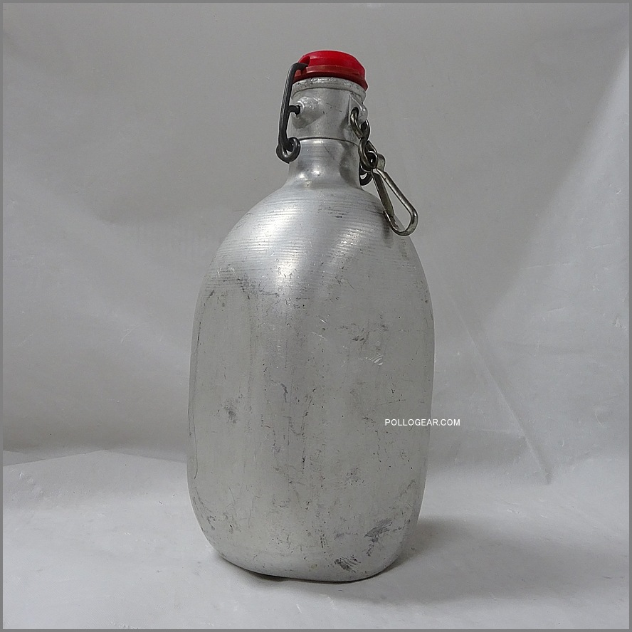 1970年代 グランテトラ 0.75L<BR>角型 LE GRAND TETRAS<BR>VINTAGE ウォーターボトル<BR>シルバー アルミ無垢 