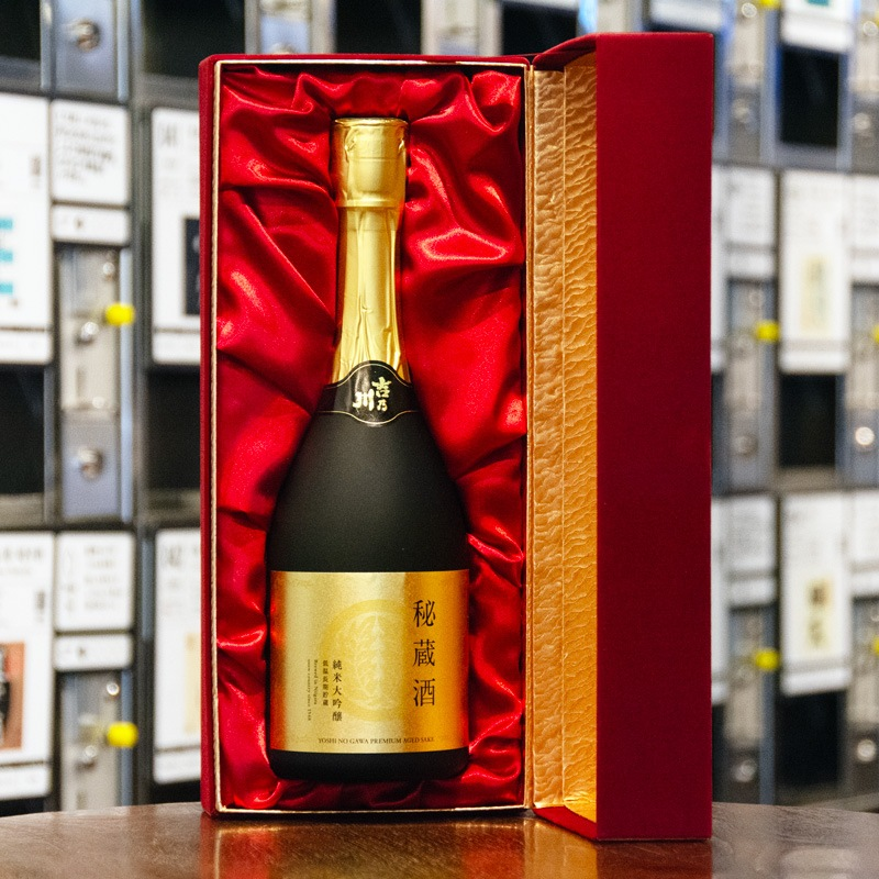 吉乃川 秘蔵酒 純米大吟醸 720ml（化粧箱入）