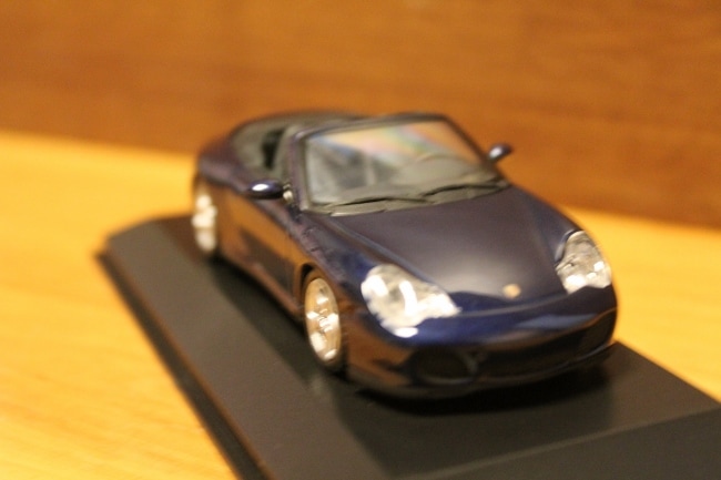 �ͣɣΣɣãȣ��ͣУ� 1/43 �ݥ륷��911 4S ���֥ꥪ�� �֥롼�᥿ 400062832