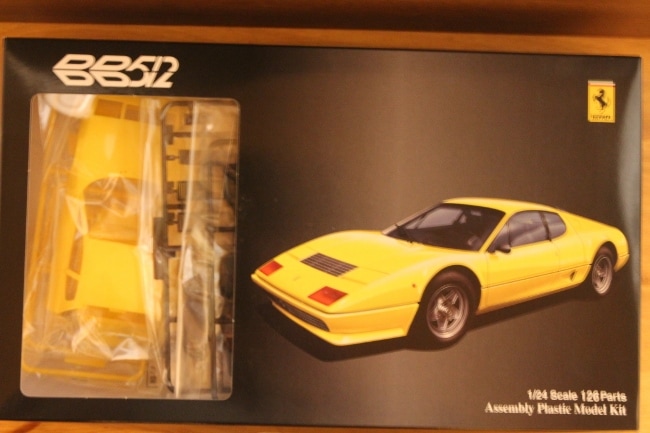フジミ模型 リアルスポーツカーシリーズ 1／24フェラーリ512BBi 1/24 リアルスポーツカー シリーズ フェラーリ 512BB / 512BBi