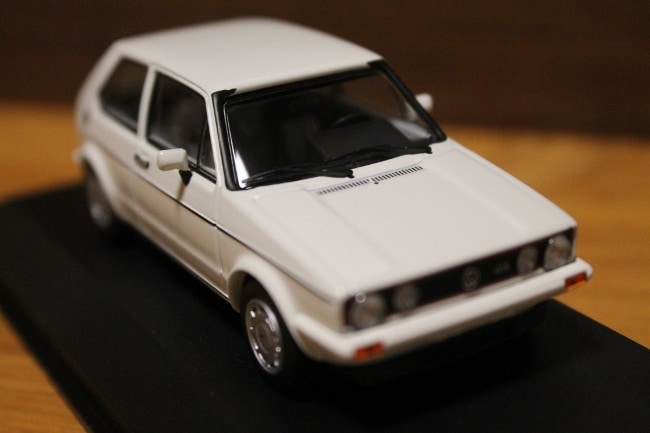 �ͣɣΣɣãȣ��ͣУ� 1/43 VW ����� GT�� PIRELLI 1983 �ۥ磻�� 400 055171