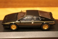 コーギー 1/43 ロータス エスプリ S2 ブラック/ゴールド VA14201|ロータス|ミニカー