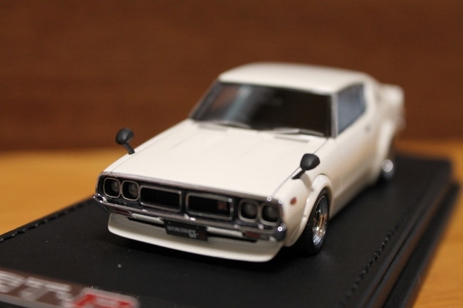 ミニカー 1/18 スカイラインGT-R イグニッションケンメリ ホワイト