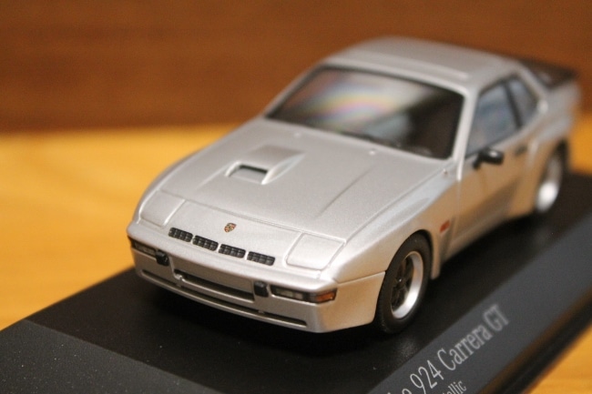 �ͣɣΣɣãȣ��ͣУ� 1/43 �ݥ륷��924 �����GT 1981 ����С� 400 066121