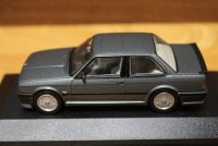 コーギー 1/43 BMW 325i クーペ E30 スポーツ Mテック1 RHD ドルフィングレー VA13402A|BMW|ミニカー その2