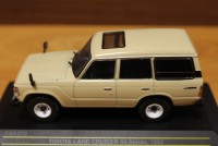 FIRST43 1/43 トヨタ ランドクルーザー60系 1982 ベージュ F43-072|トヨタ（レクサス・日野を含みます）|ミニカー