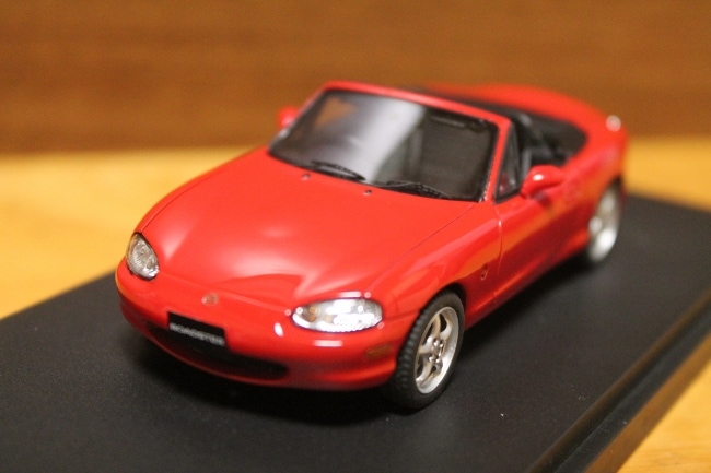 MAZDA ROADSTER 1/43 ミニカー BM957-6010.jpg