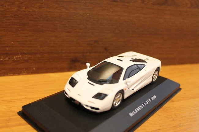 ������1/43 �ޥ��顼��� F1 GTR 1996 �����ɥ����ۥ磻�� S05045