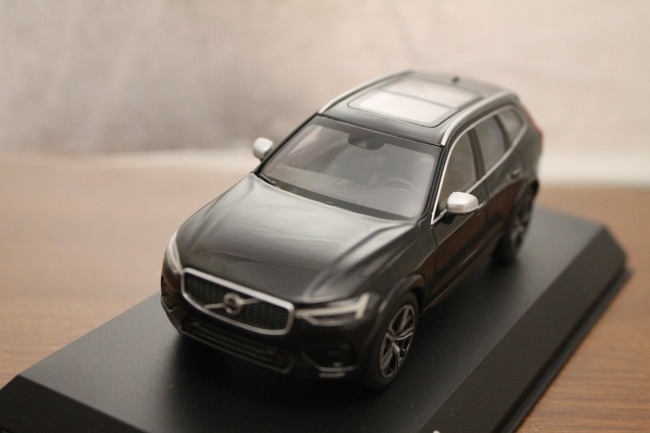 ����1/43 VOLVO VC60 �֥�å� 03672BK