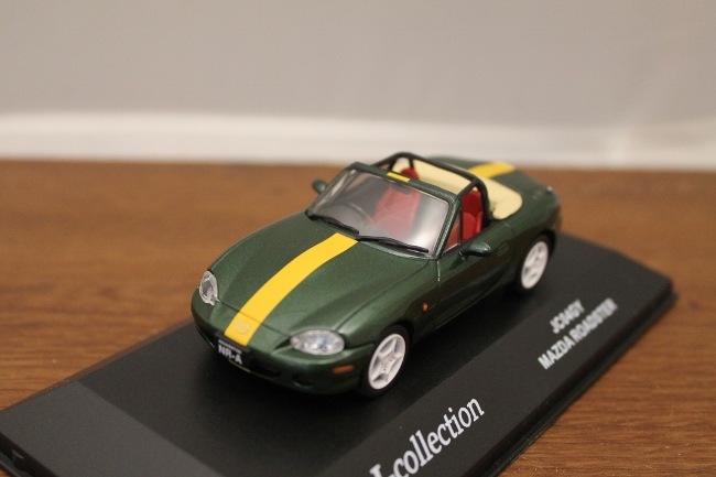 京商 1/64 日産 Z33 ロードスター ライムグリーン　ビーズコレクション 京商 1/64 日産 Z33 ロードスター ライムグリーン ビーズコレクション