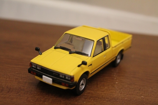 【アイコナ】ブリキカー　ダットサン　（昭和レトロ） アイコナ】ブリキカー ダットサン （昭和レトロ） Yahoo