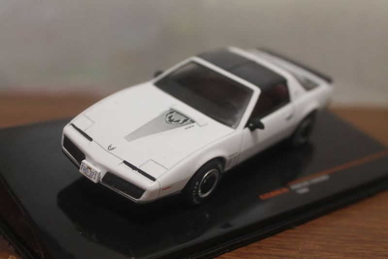 ������1/43���ݥ�ƥ����å����ե����䡼�С��ɡ�1982���ѡ���ۥ磻�ȡ�CLC582N