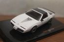 イクソ1/43　ポンティアック　ファイヤーバード　1982　パールホワイト　CLC582N