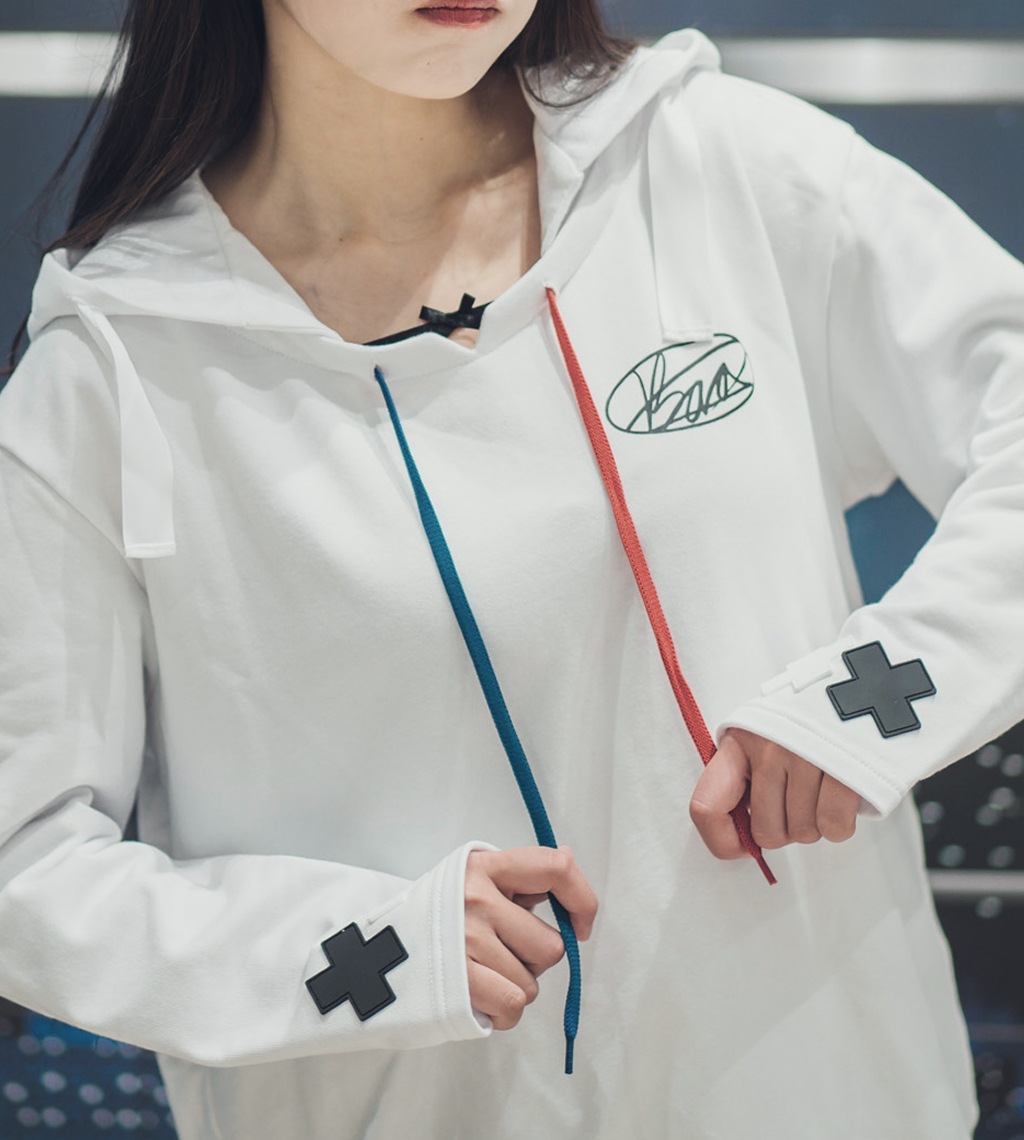 �ڿ��̸���۲���������Ÿ�֥ۥ磻�ȥȥ졼�ʡ���