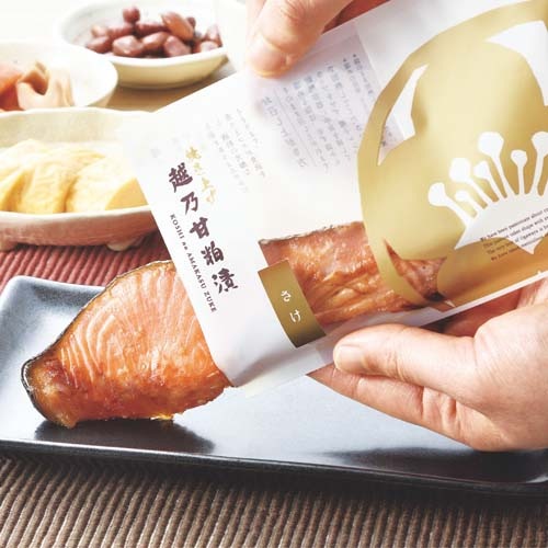 手間なし味くらべ TH5 ＜化粧箱付＞ 焼き上げ越乃甘粕漬 さけ×1袋 焼き上げ復刻味噌漬 さけ×1袋 匠の焼漬 さけ×1袋 さば×1袋 お肉の焼漬 豚肩ロース×1袋 鶏もも×1袋